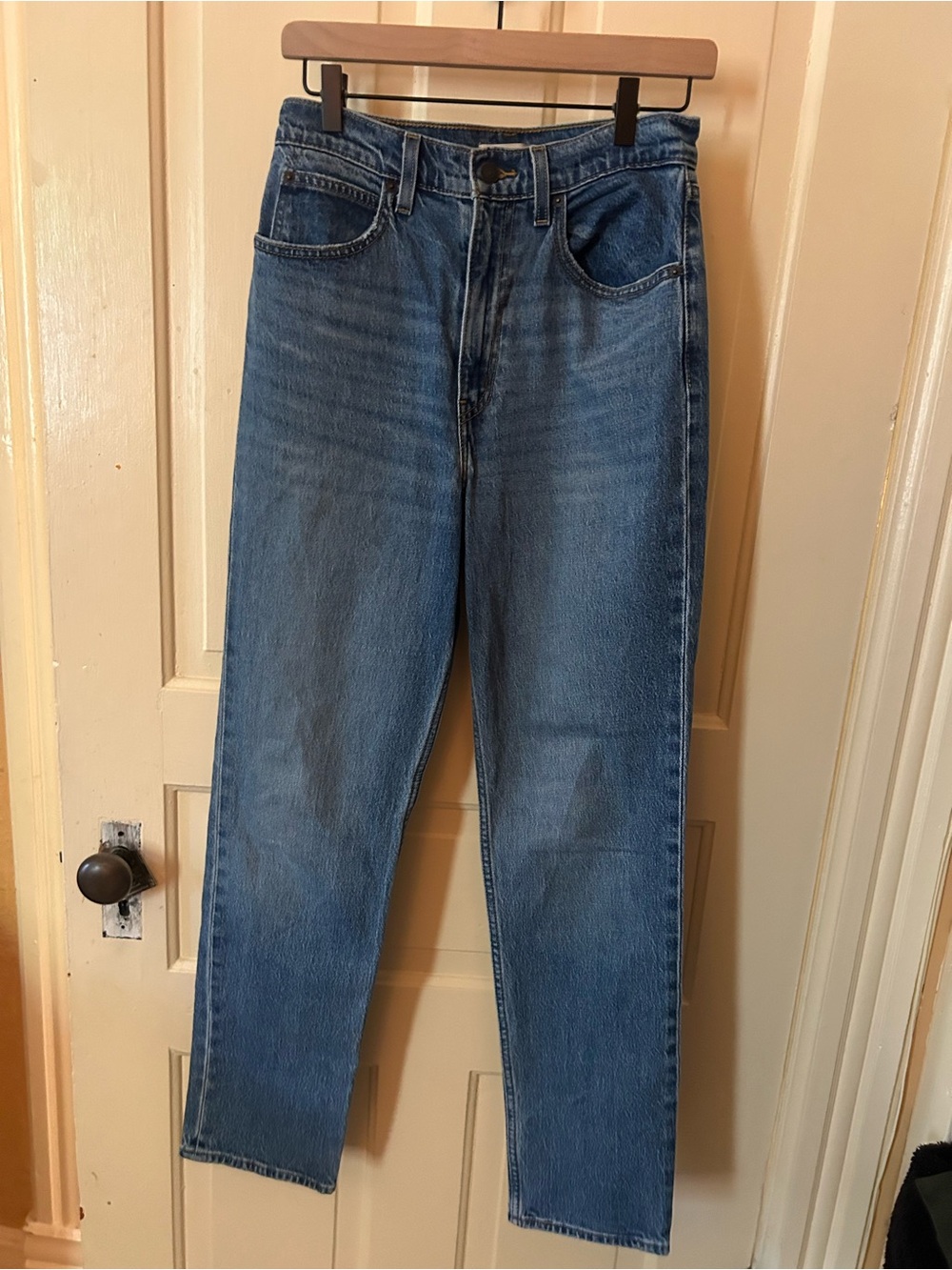 Levi’s 70s high rise slim Straight-Leg Jeans 27